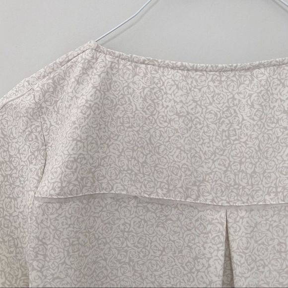 Lauren Conrad cream floral print top - Picture 7 of 7